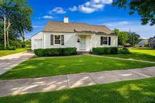 1660 Sunset Dr, Hamilton, OH 45013 - Photo 1