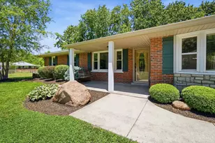 3214 Middleboro Rd, Washington Township, OH 45152 - Photo 7