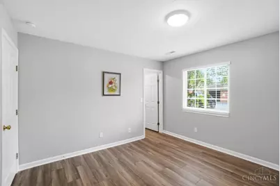 7331 Chatham Court #B, West Chester, OH 45069 - Photo 11