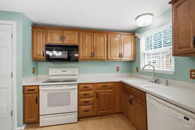 817 Debra Lane, Loveland, OH 45140 - Photo 11