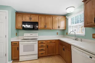 817 Debra Ln, Loveland, OH 45140 - Photo 11