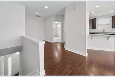 2924 Eden Avenue #I2924, Cincinnati, OH 45219 - Photo 9
