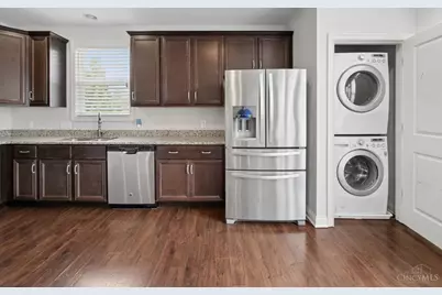 2924 Eden Avenue #I2924, Cincinnati, OH 45219 - Photo 7