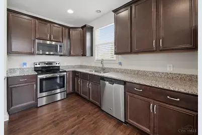 2924 Eden Avenue #I2924, Cincinnati, OH 45219 - Photo 5