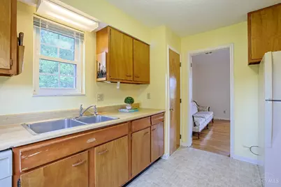 8285 Taffy Drive, West Chester, OH 45069 - Photo 15