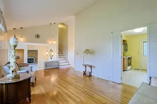 8285 Taffy Dr, West Chester, OH 45069 - Photo 9
