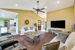 591 Hermay Dr, Hamilton, OH 45013 - Photo 11