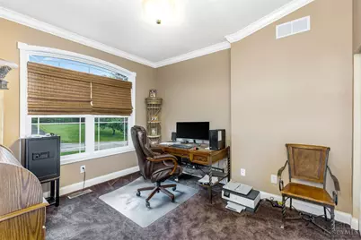 591 Hermay Drive, Hamilton, OH 45013 - Photo 7