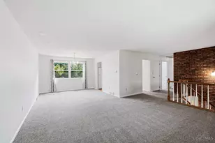 725 Pine Ridge Rd, Miami Township, OH 45150 - Photo 5