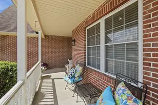 1447 Meadow Ridge Cir, Wilmington, OH 45177 - Photo 7