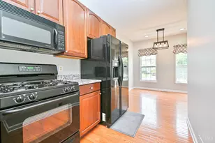 7224 Baltic Ct, Newtown, OH 45244 - Photo 5