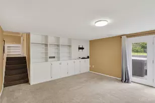1344 Plazaview Ct, Anderson Township, OH 45255 - Photo 17