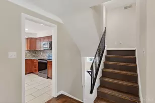 1344 Plazaview Ct, Anderson Township, OH 45255 - Photo 7