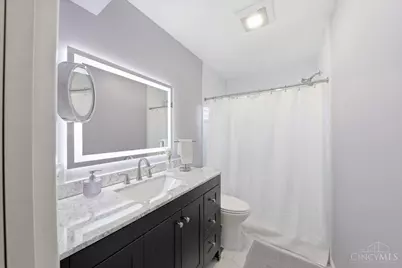 8898 Brittany Drive, Blue Ash, OH 45242 - Photo 27