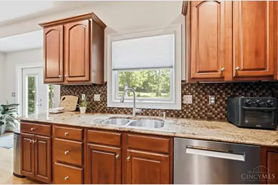 1491 Greystone Lane, Milford, OH 45150 - Photo 25