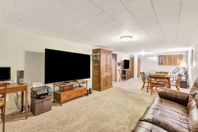 8000 Queens Avenue, Sycamore Township, OH 45236 - Photo 17