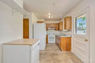 8036 Laray Dr, West Chester, OH 45069 - Photo 7
