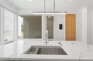 430 Oregon St, Cincinnati, OH 45202 - Photo 33