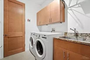 430 Oregon St, Cincinnati, OH 45202 - Photo 17