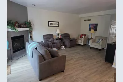 135 Pond Run Circle, Hamilton, OH 45013 - Photo 7