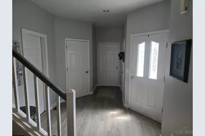 135 Pond Run Circle, Hamilton, OH 45013 - Photo 5