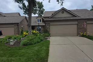 135 Pond Run Cir, Hamilton, OH 45013 - Photo 1