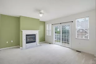 7585 Mansion Cir, Deerfield Township, OH 45040 - Photo 7