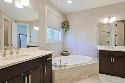 9856 Tollgate Lane, Montgomery, OH 45242 - Photo 23