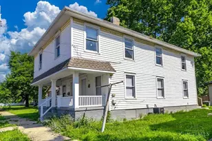 821 6th Ave, Middletown, OH 45044 - Photo 1