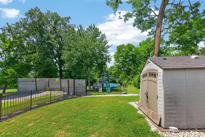3935 Washington Avenue, Cheviot, OH 45211 - Photo 43