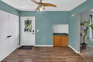 922 Chamberlain Ave, Lincoln Heights, OH 45215 - Photo 11