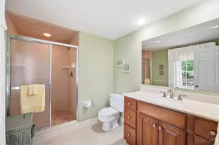 3294 Wheatcroft Dr, Green Township, OH 45239 - Photo 15