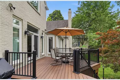 795 Windings Lane, Cincinnati, OH 45220 - Photo 15