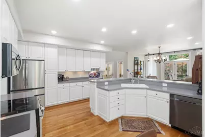 795 Windings Lane, Cincinnati, OH 45220 - Photo 19