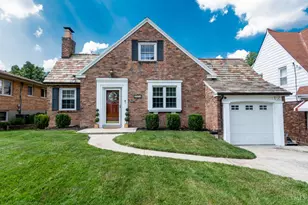 2530 Moundview Dr, Norwood, OH 45212 - Photo 1