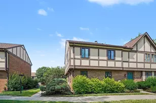 7492 Knights Knoll Ct, West Chester, OH 45069 - Photo 3