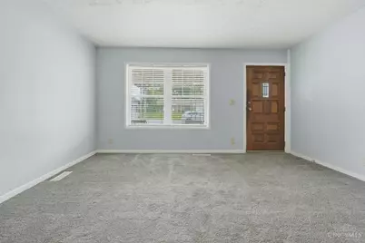 646 Bellaire Court, Union Township, OH 45244 - Photo 7