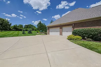 8180 Keller Road, Indian Hill, OH 45243 - Photo 69