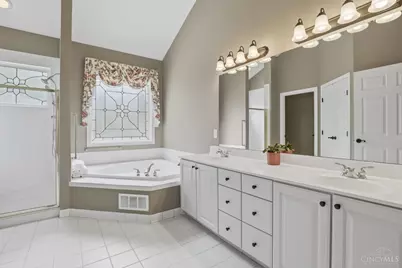1443 Nauticus Cove, Miami Township, OH 45140 - Photo 17