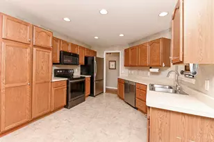 4093 Woodsly Dr, Union Township, OH 45103 - Photo 15