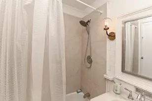 3900 Rose Hill Ave, Cincinnati, OH 45229 - Photo 29