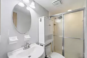 215 Compton Rd, Wyoming, OH 45215 - Photo 25