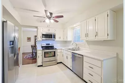 8001 Deershadow Lane, Montgomery, OH 45242 - Photo 13
