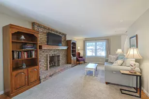 8001 Deershadow Ln, Montgomery, OH 45242 - Photo 5