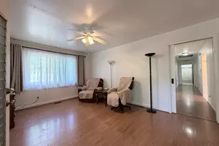 10277 Cheltenham Dr, Colerain Township, OH 45231 - Photo 9