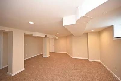 3977 Kenkel Avenue, Cincinnati, OH 45211 - Photo 31