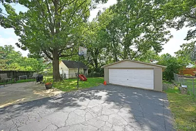 3977 Kenkel Avenue, Cincinnati, OH 45211 - Photo 43
