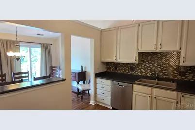 5149 Carriage Hill, Green Township, OH 45248 - Photo 9