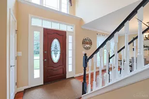 5594 Autumn Wynd Ln, Miami Township, OH 45150 - Photo 3
