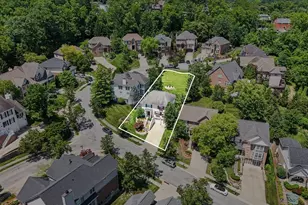 3076 Spencerhill Ln, Cincinnati, OH 45226 - Photo 51